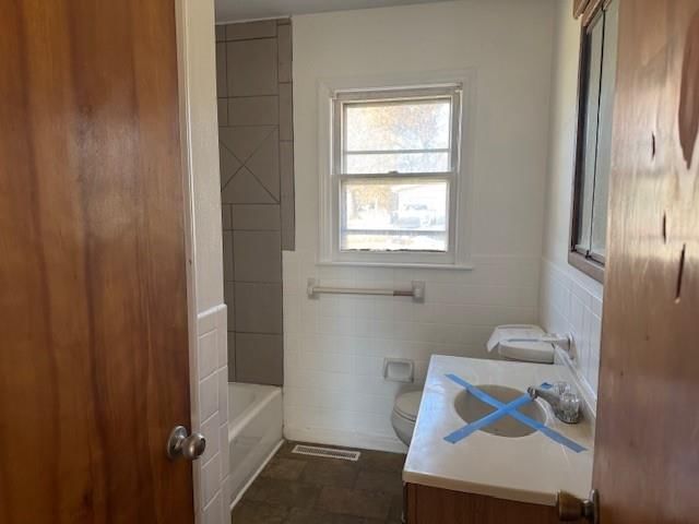 9821 Bennington N/A — photo 5