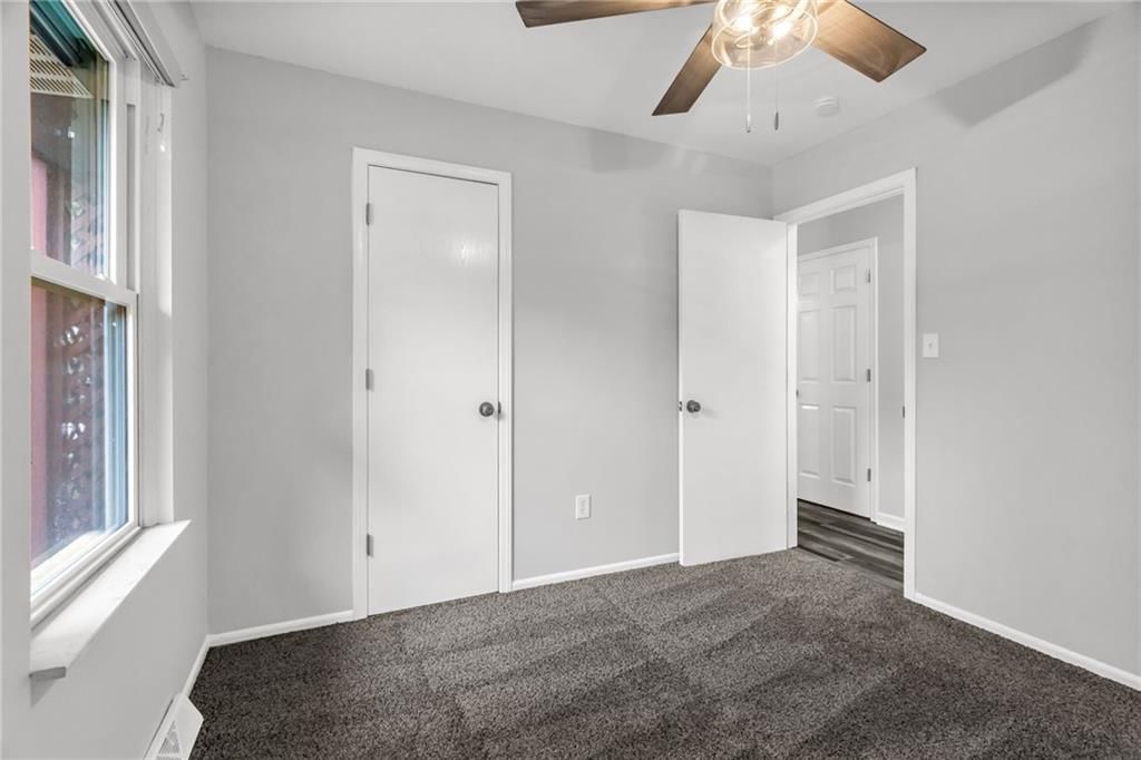 300 N Holder Road — photo 10