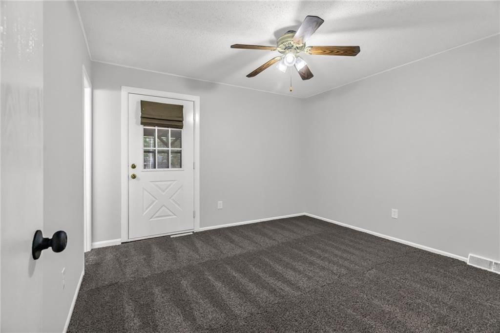 300 N Holder Road — photo 15
