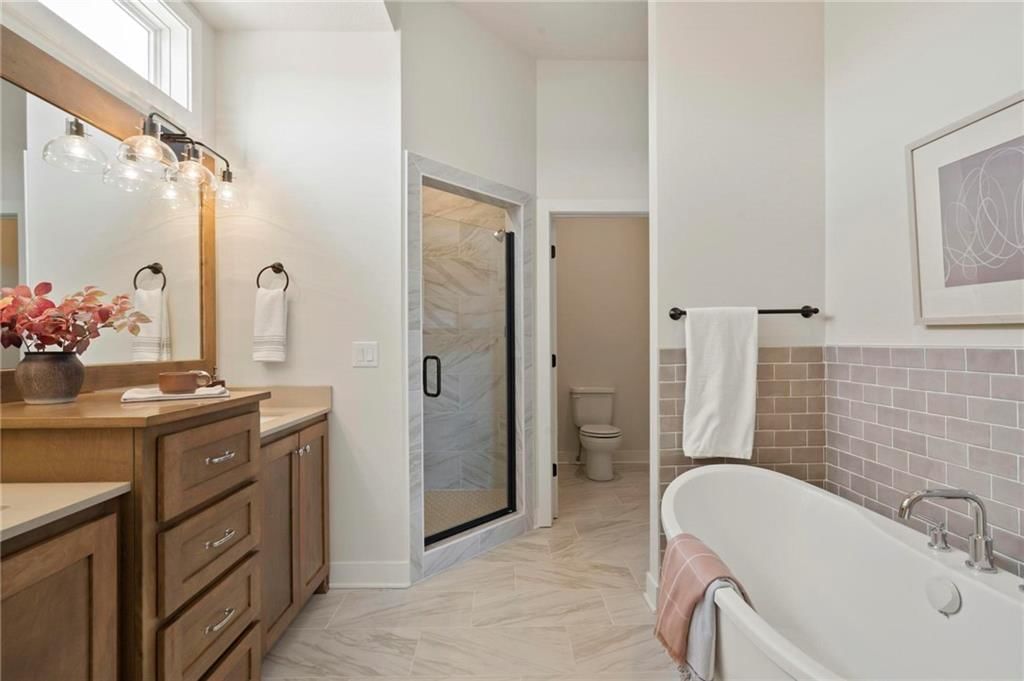 821 Bridgeshire Drive — photo 12