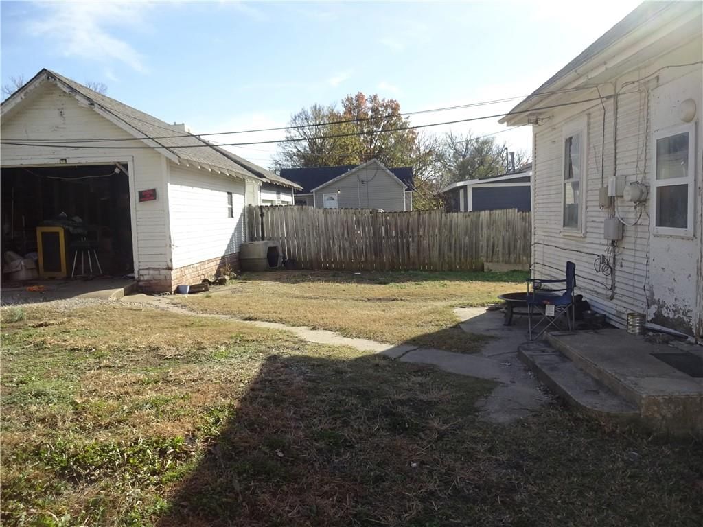 308 S 8th Street — photo 5