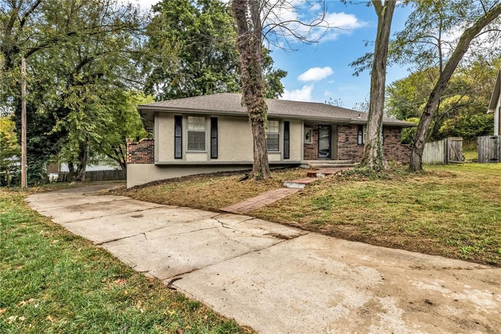 17800 Whitney Court — photo 2