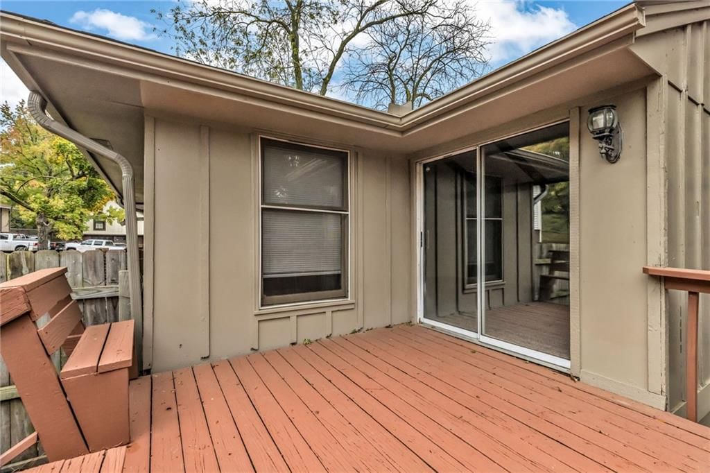 17800 Whitney Court — photo 24