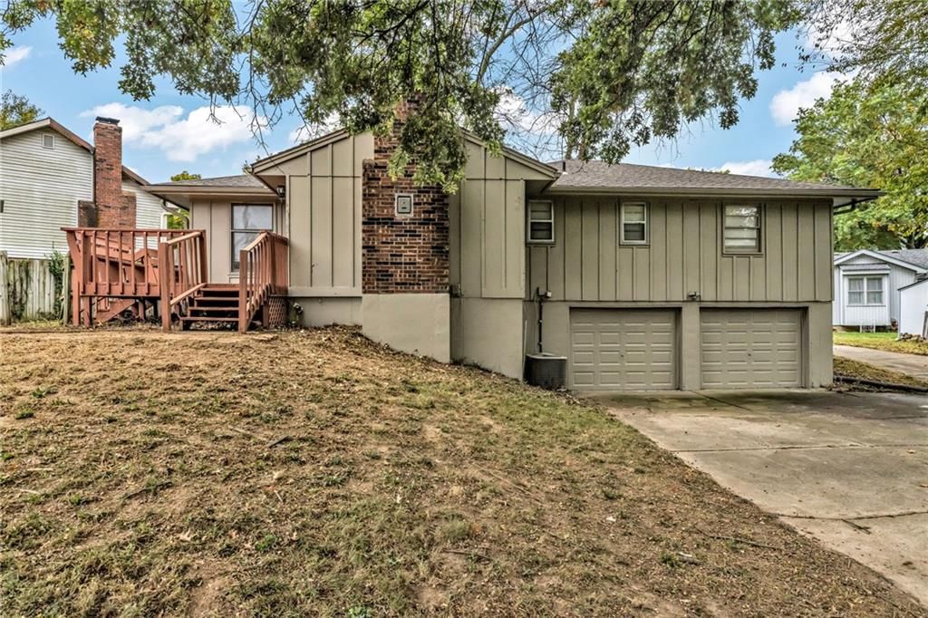 17800 Whitney Court — photo 26