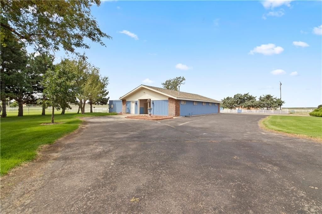 2950 W Eagle View — photo 55