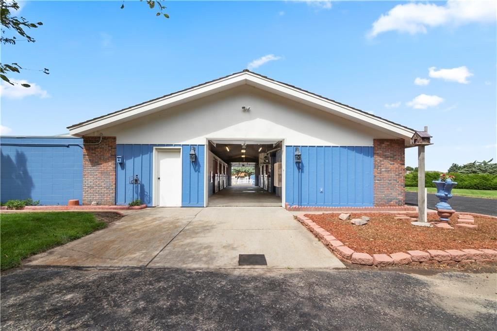 2950 W Eagle View — photo 57