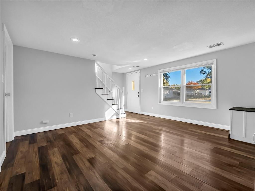 5208 NE 59th Street — photo 5