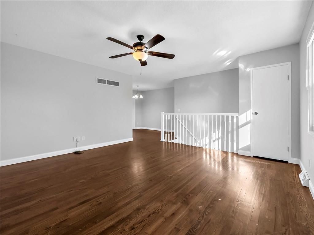 5208 NE 59th Street — photo 9