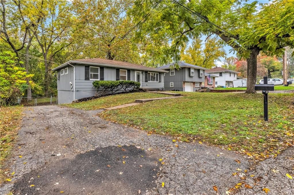4718 N Drury Avenue — photo 3