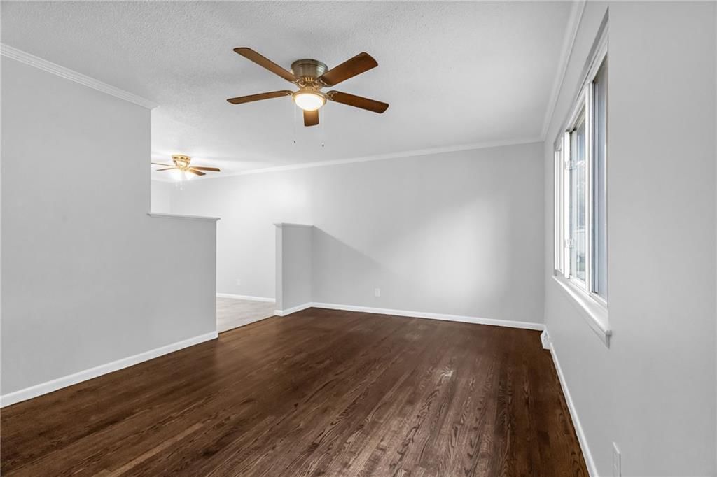 4718 N Drury Avenue — photo 4