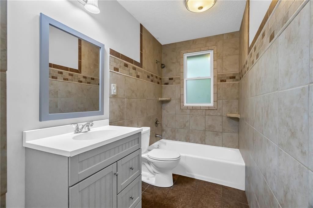 4718 N Drury Avenue — photo 10