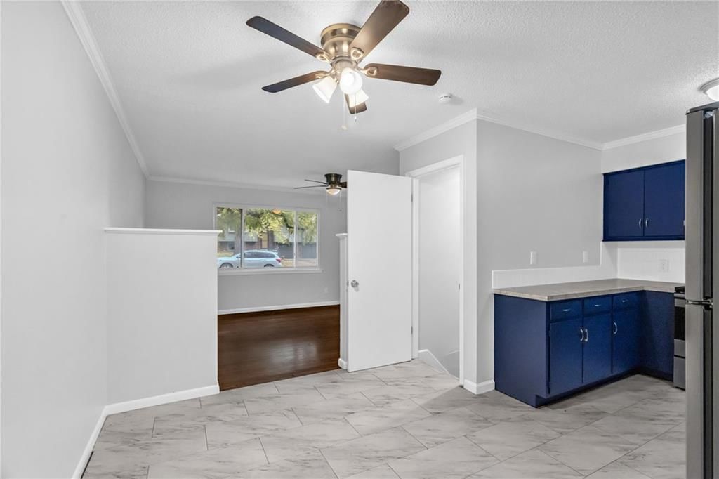 4718 N Drury Avenue — photo 12