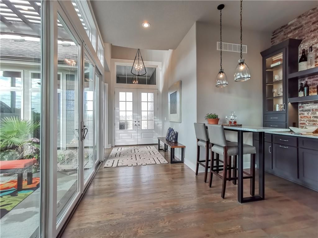 15915 Glenfinnan Way — photo 10