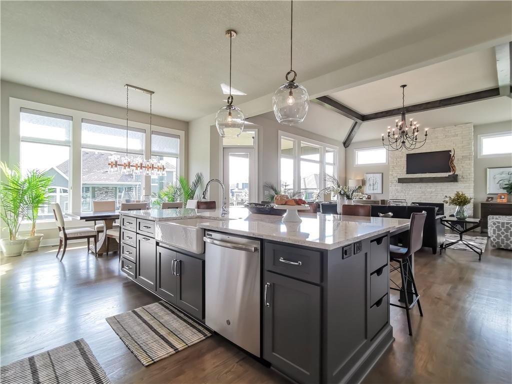 15915 Glenfinnan Way — photo 37