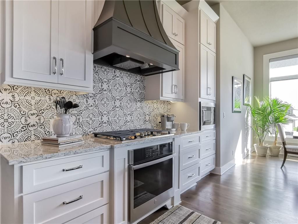 15915 Glenfinnan Way — photo 38