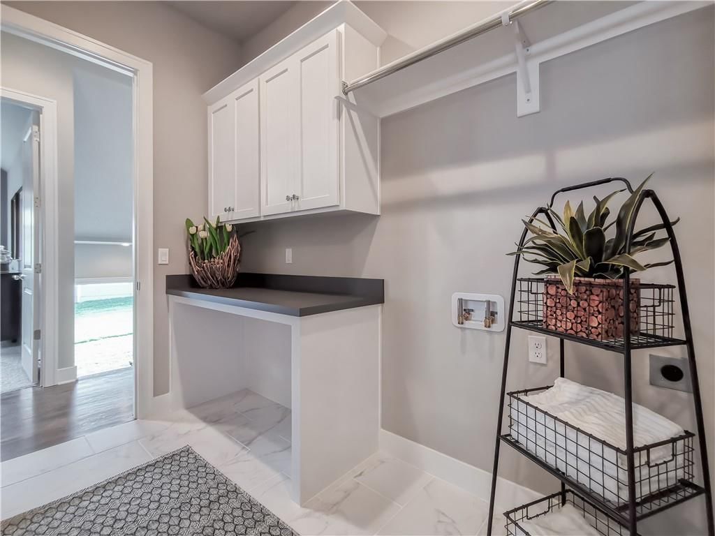 15915 Glenfinnan Way — photo 60