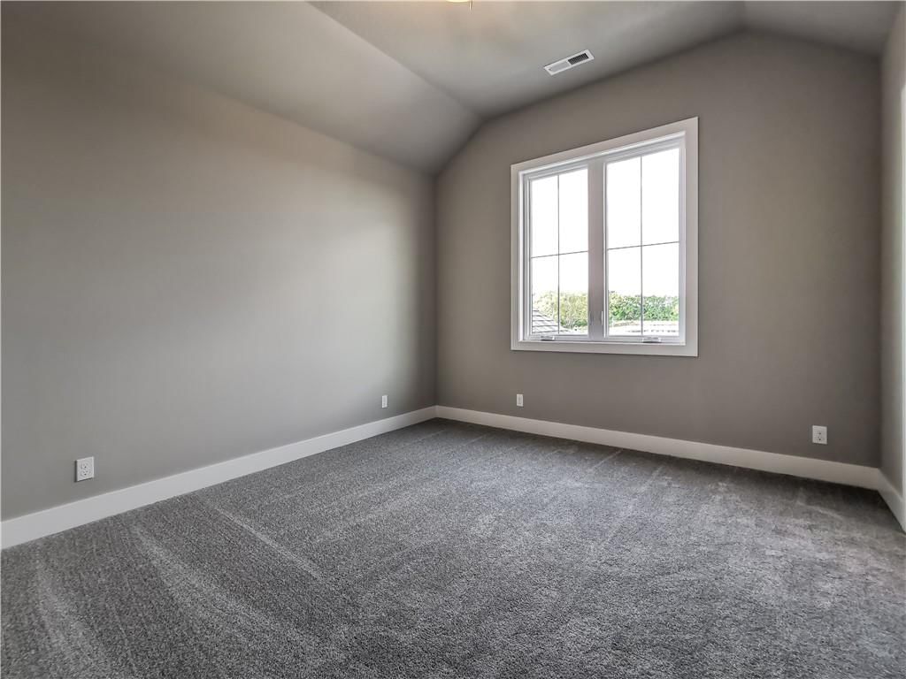15915 Glenfinnan Way — photo 72