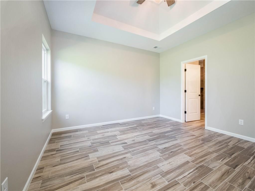 1304 NE Redwood Court — photo 8