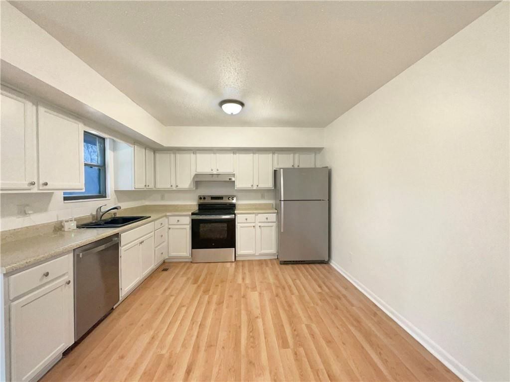 5348 N Cambridge Avenue — photo 2