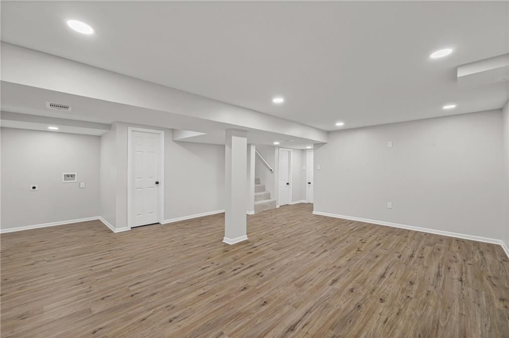 2913 N 84th Terrace — photo 10