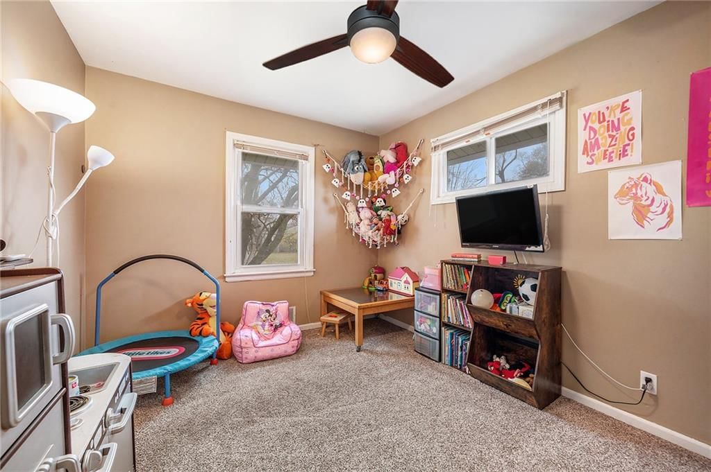 7402 NW Park Forest Lane — photo 13