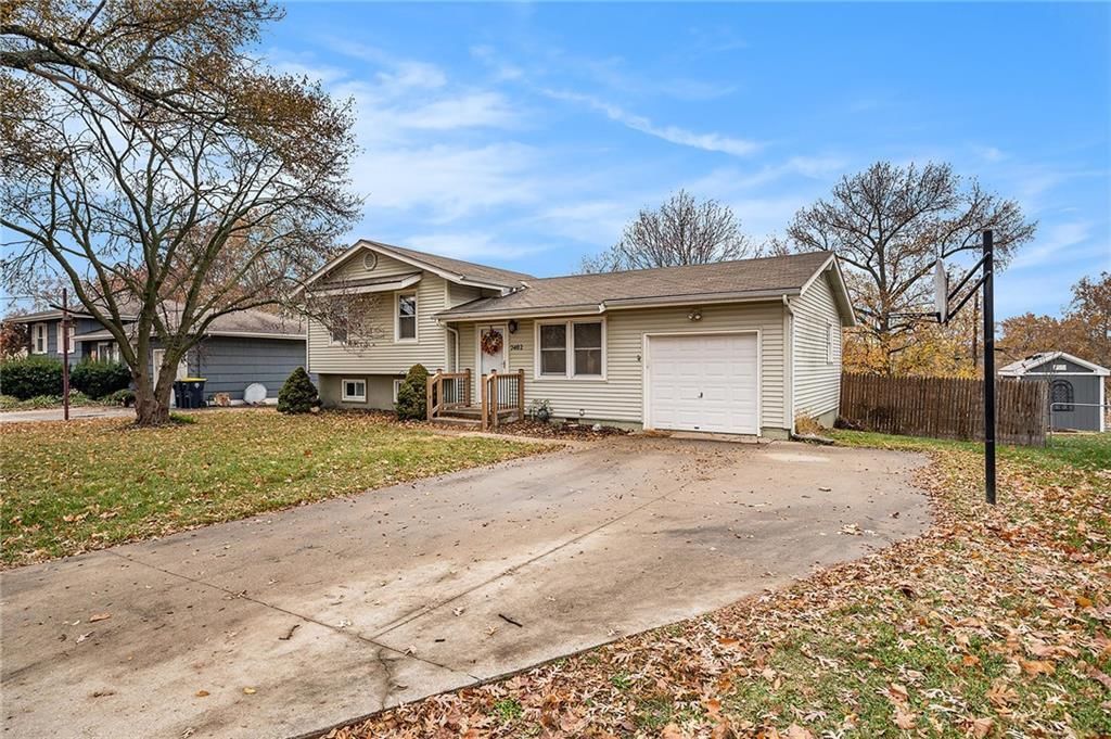 7402 NW Park Forest Lane — photo 25