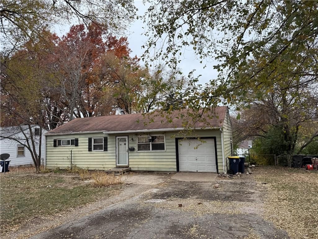 8618 Corrington Street — photo 2