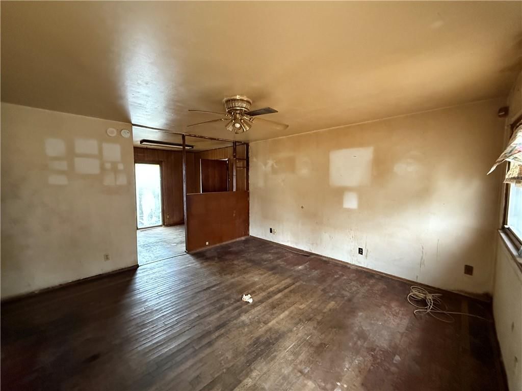 8618 Corrington Street — photo 13
