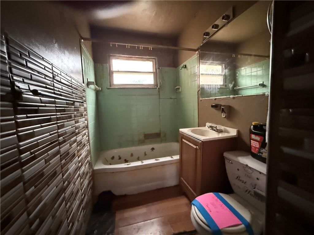 8618 Corrington Street — photo 17