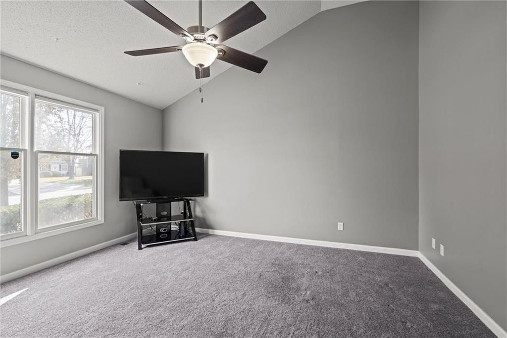 1184 S Delaware Street — photo 5