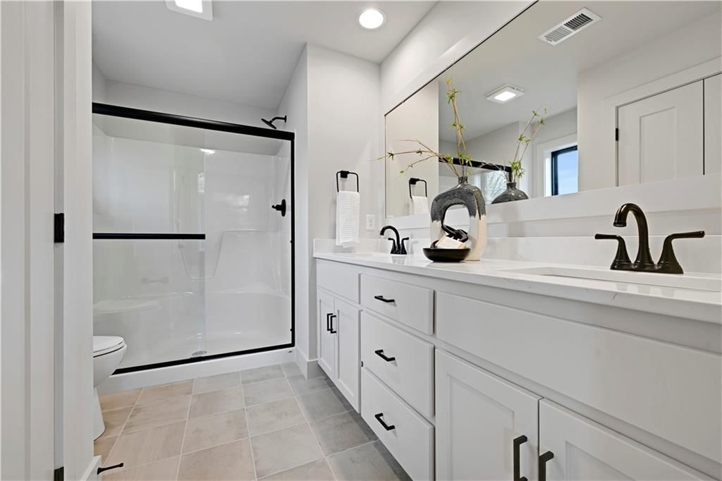 25 W 77th Terrace — photo 18