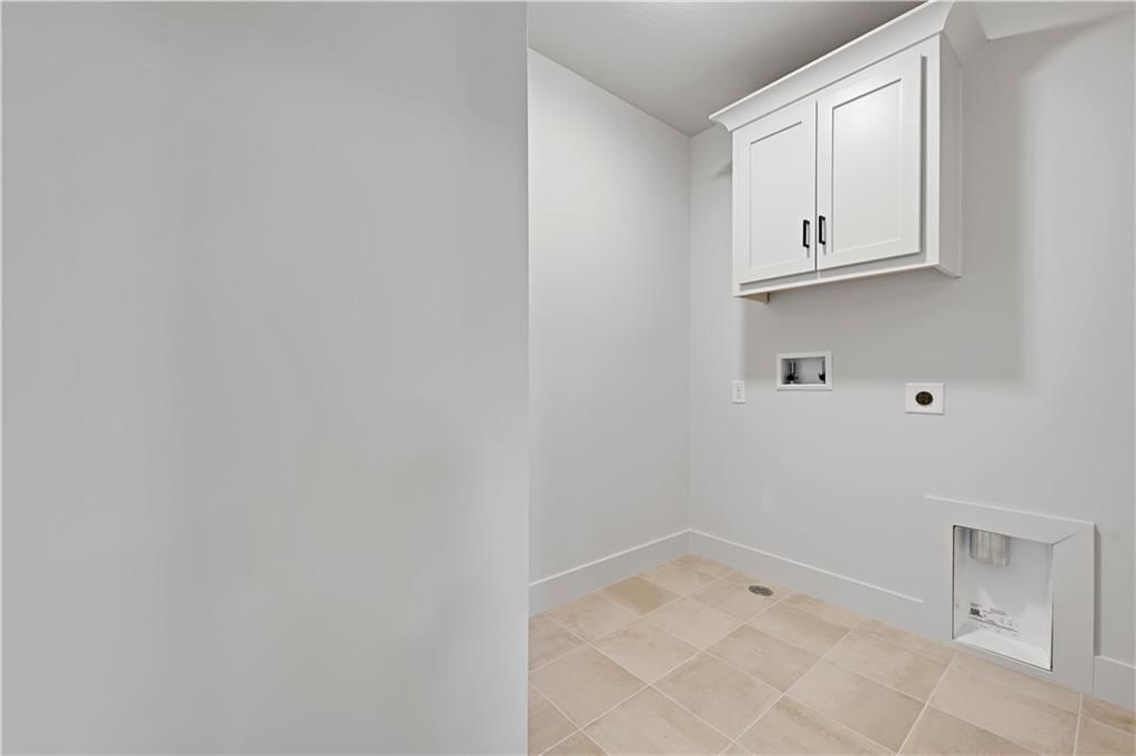 25 W 77th Terrace — photo 21