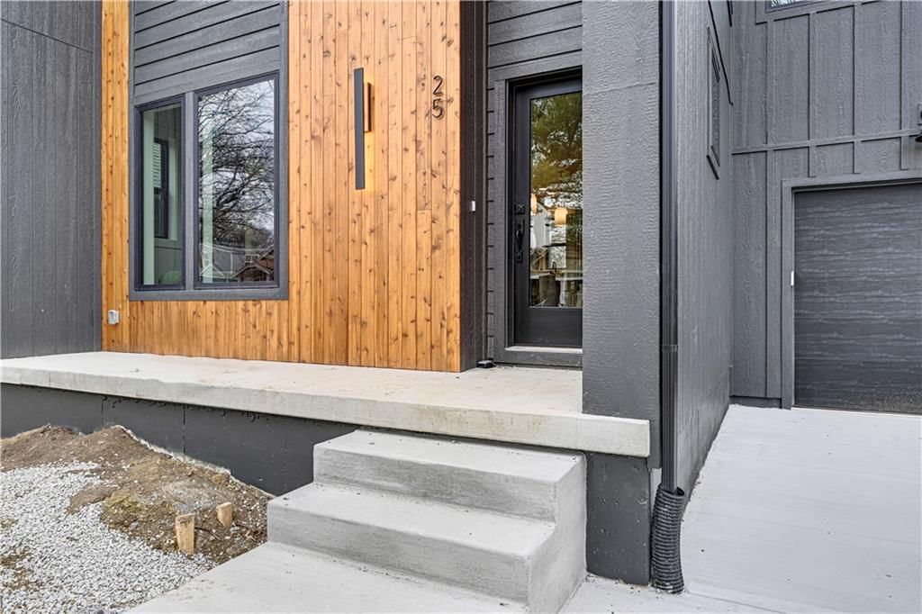 25 W 77th Terrace — photo 29