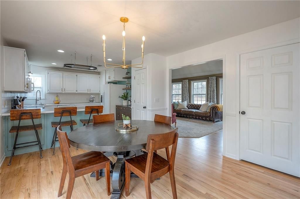 13741 Lawrence Avenue — photo 11