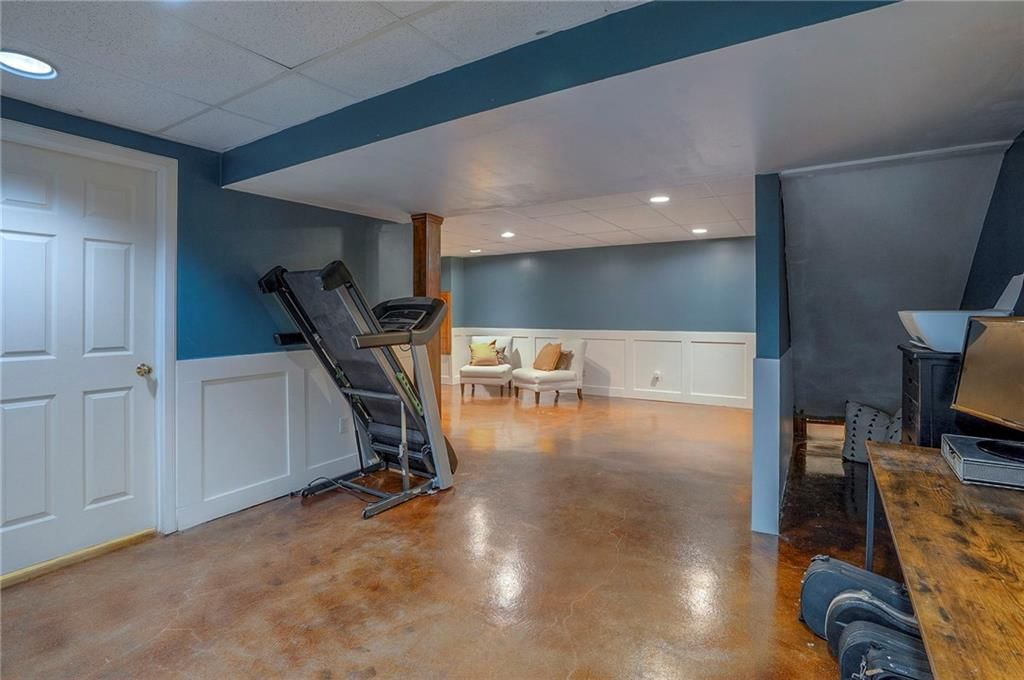13741 Lawrence Avenue — photo 38