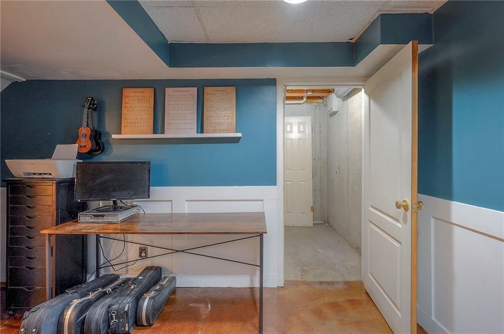 13741 Lawrence Avenue — photo 39