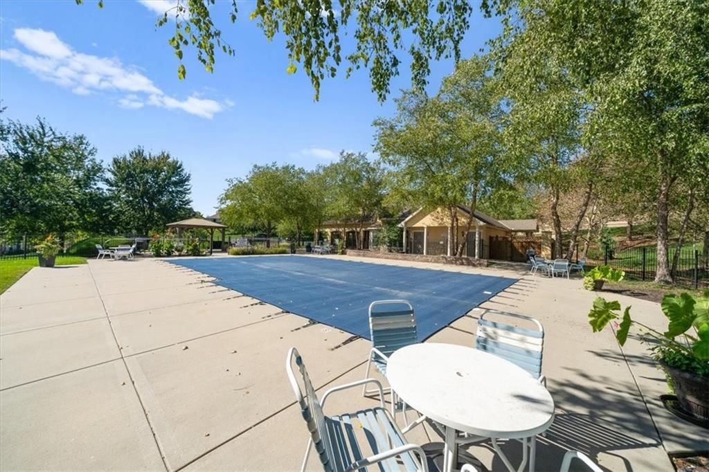 16009 FONTANA Street — photo 32