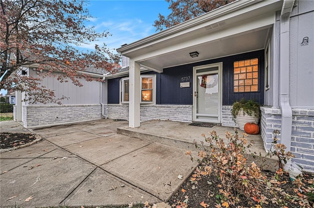 5737 Floyd Street — photo 2