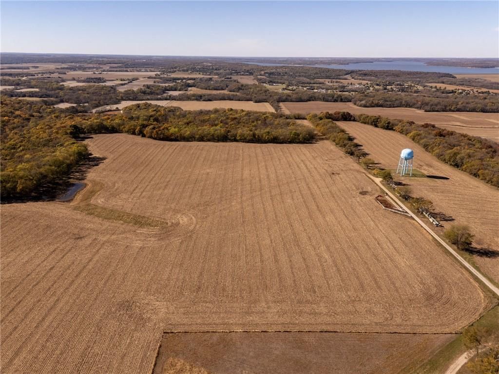 395.5 acres N 1100 Road — photo 8