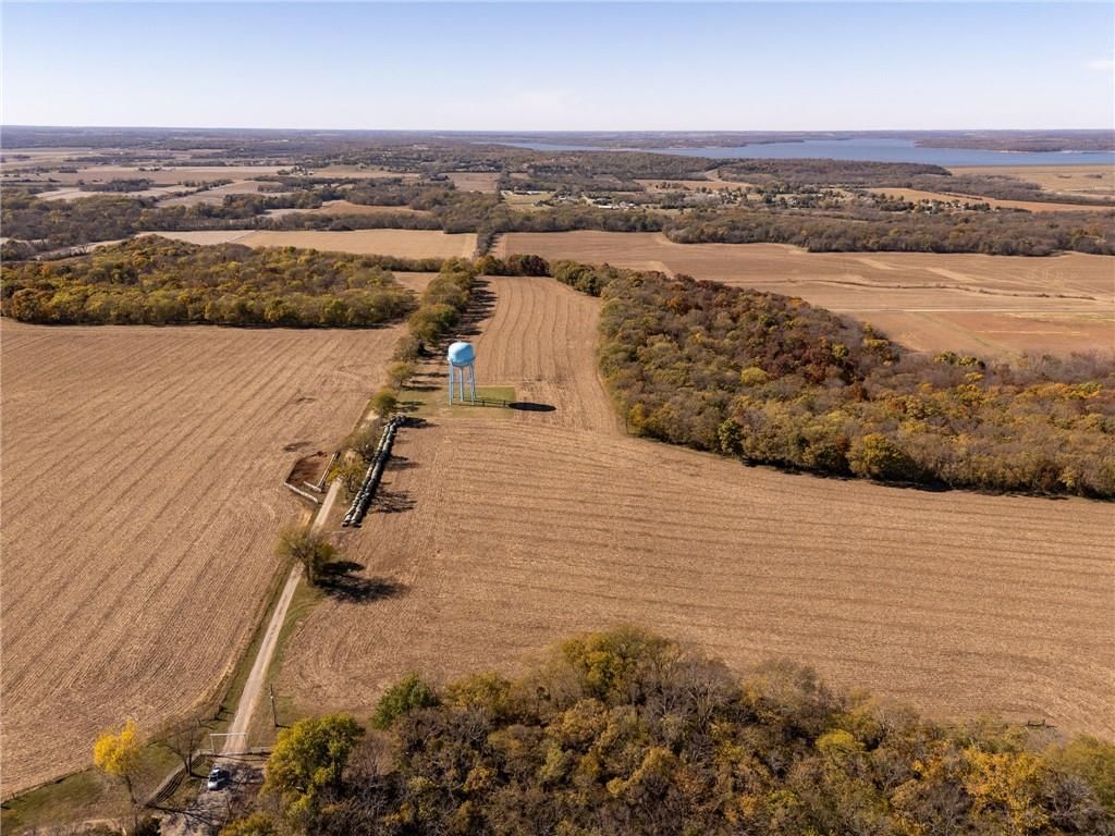 395.5 acres N 1100 Road — photo 9