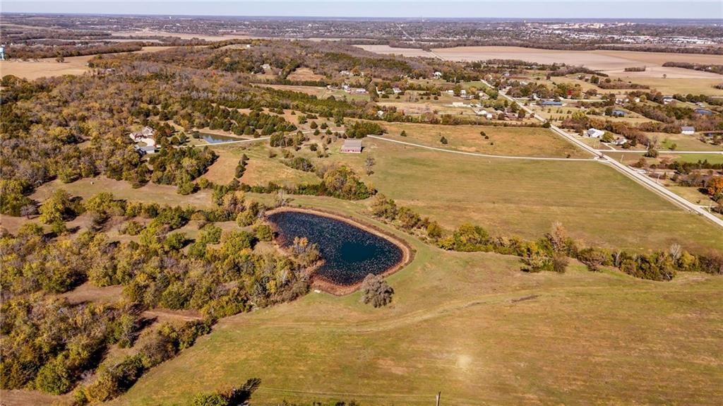 395.5 acres N 1100 Road — photo 33