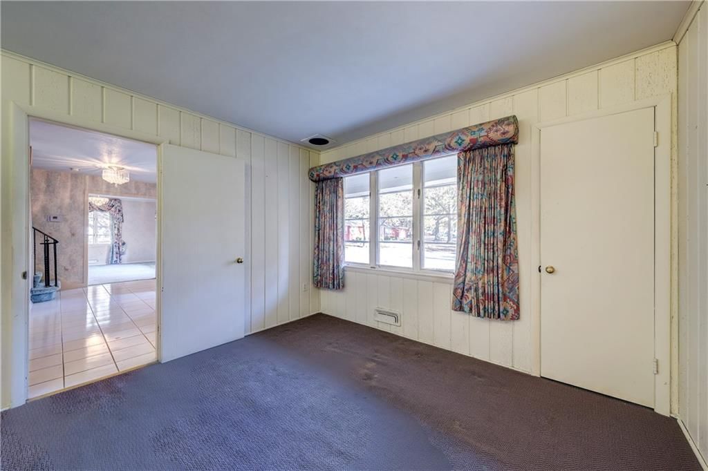 206 N Pine St.& Adjoining Vacant Lot Street — photo 17