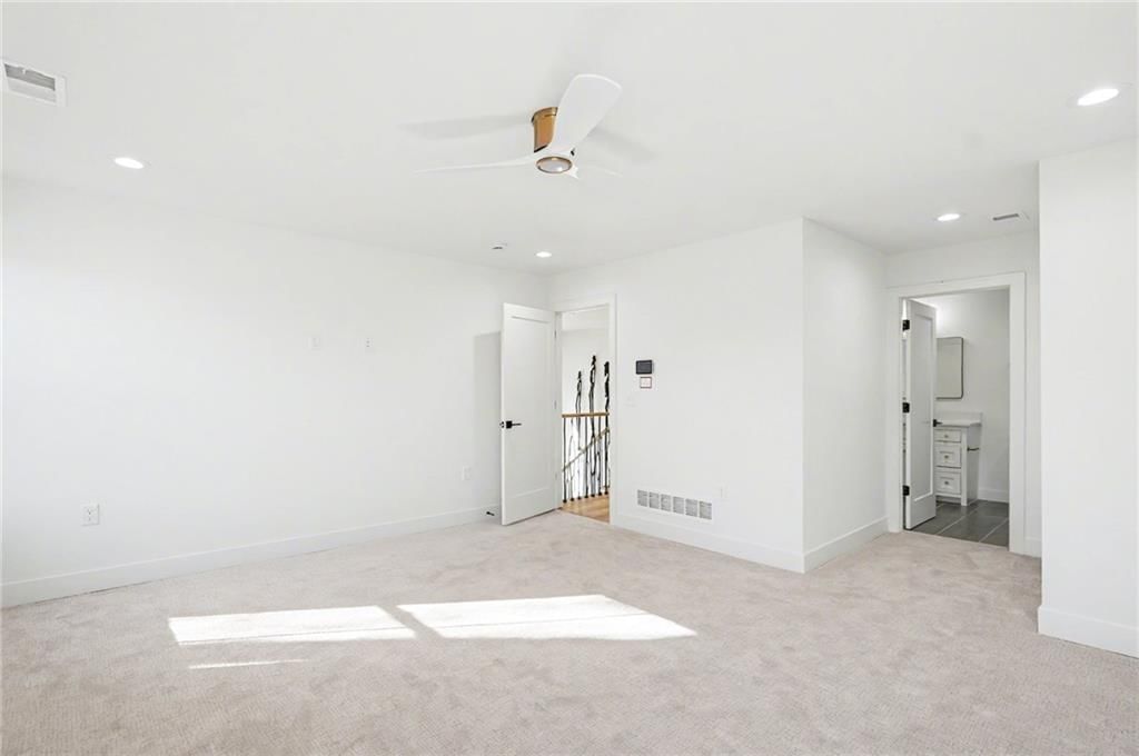 5311 W 71st Terrace — photo 33
