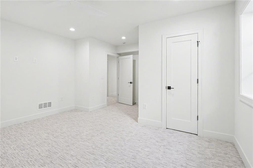 5311 W 71st Terrace — photo 41