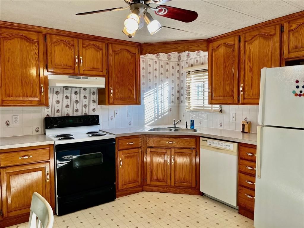 840 S Burrough Street — photo 2