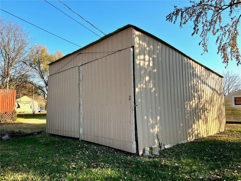 840 S Burrough Street — photo 33