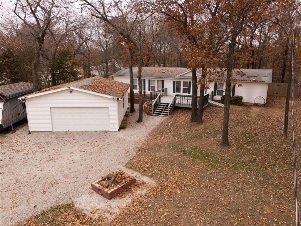 4853 Cheyenne Lane, McLouth, KS