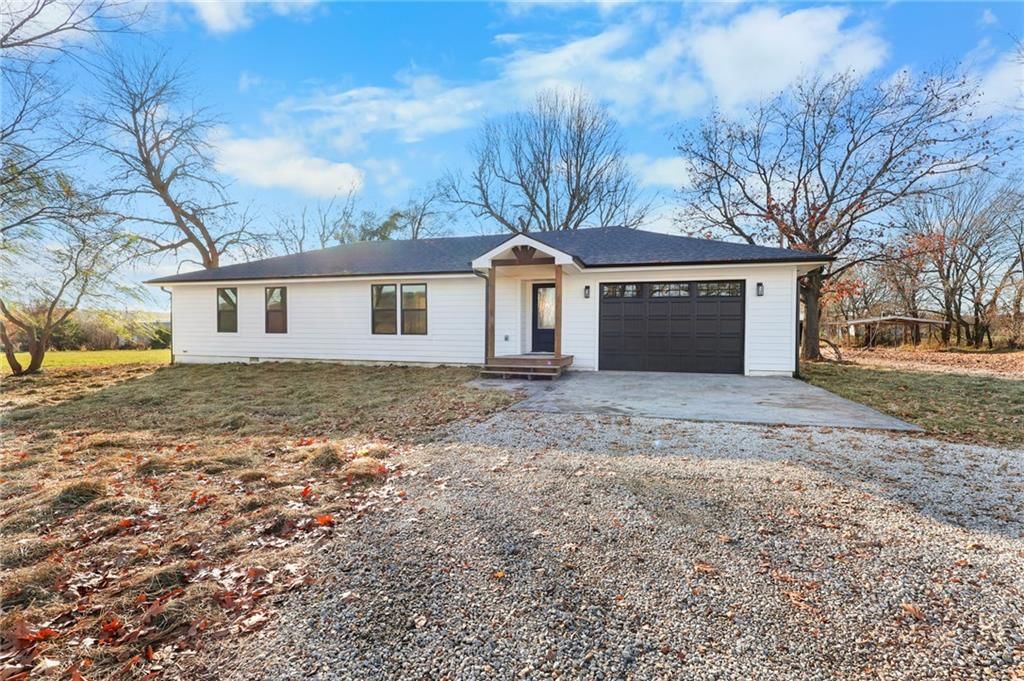 30710 Lookout Road — photo 2