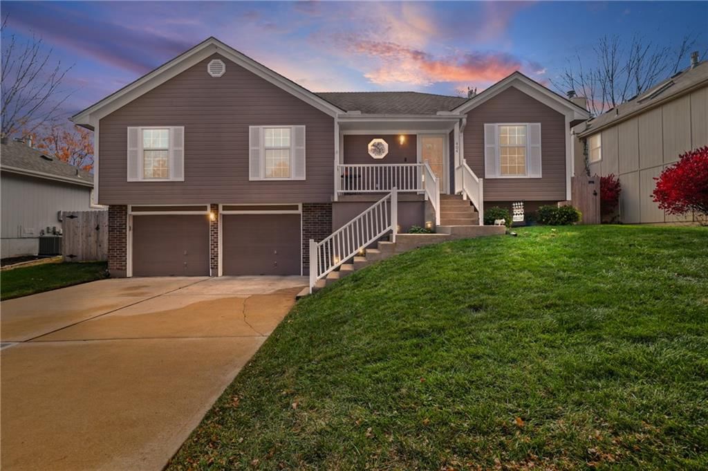 404 NE Virginia Court — photo 29