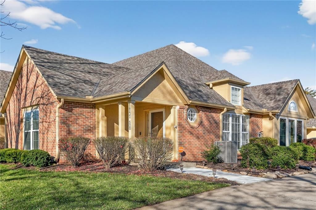 14232 W 151st Terrace, Olathe, KS